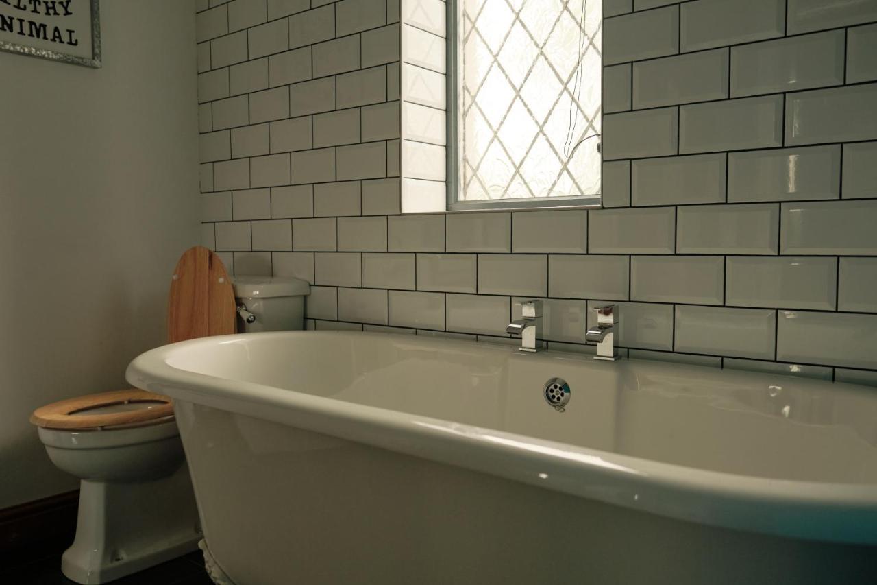Modern Spacious House - Sleeps 16, Free Parking, Sun Terrace Nuneaton Luaran gambar