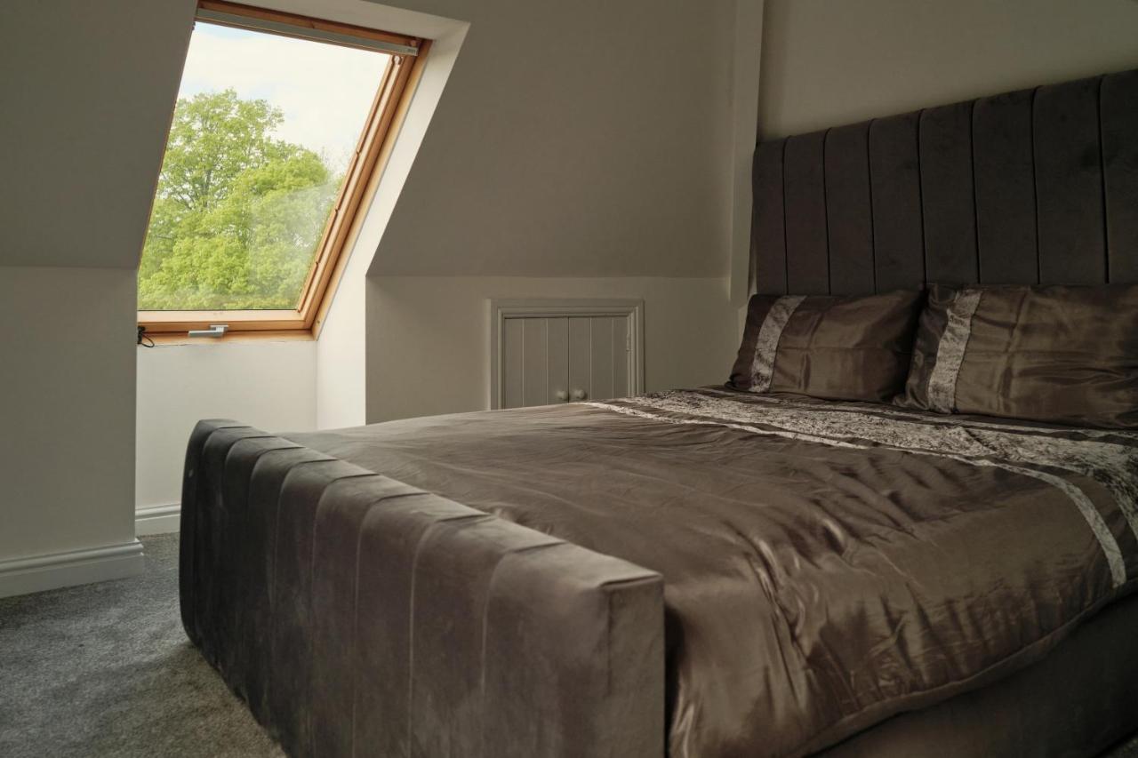 Modern Spacious House - Sleeps 16, Free Parking, Sun Terrace Nuneaton Luaran gambar